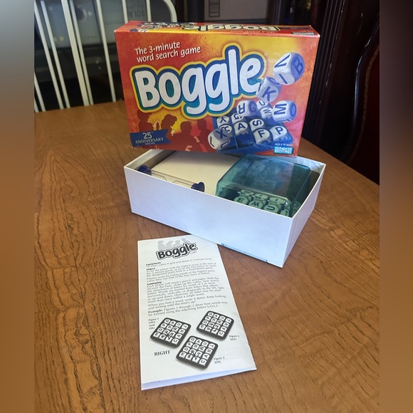 25th anniversary Boggle Game - Picture 1 of 4